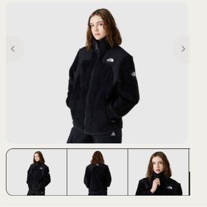 Women’s North Face Zip up